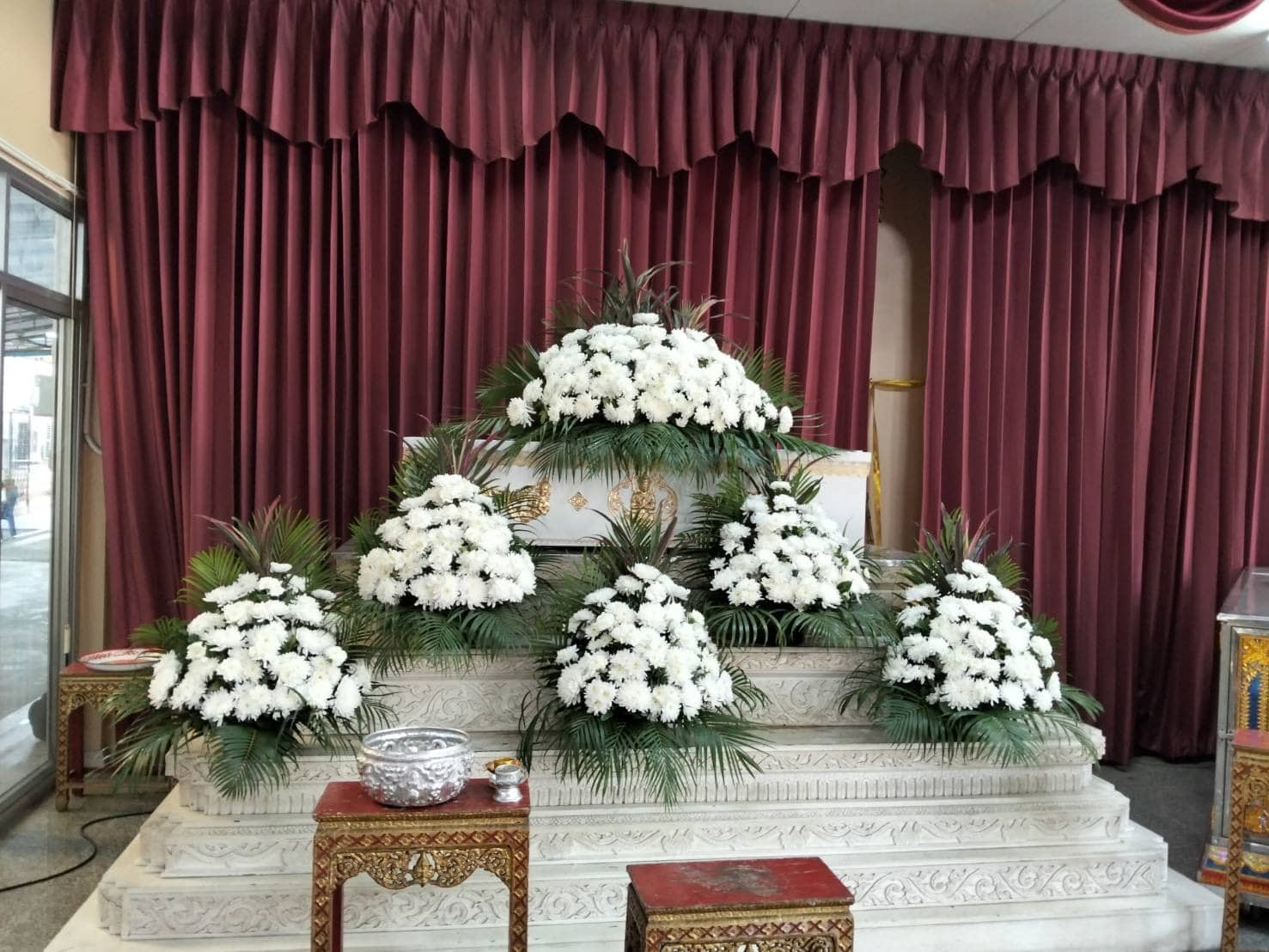 พวงหรีดดอกไม้งานศพ เขตยานนาวา เจริญกร