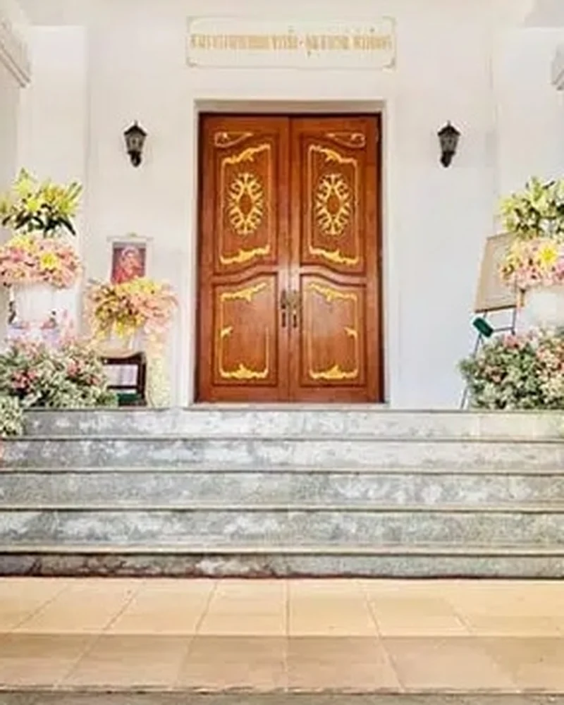 ดอกไม้จันทน์ คืออะไร ความหมายและการใช้ในงานฌาปนกิจ